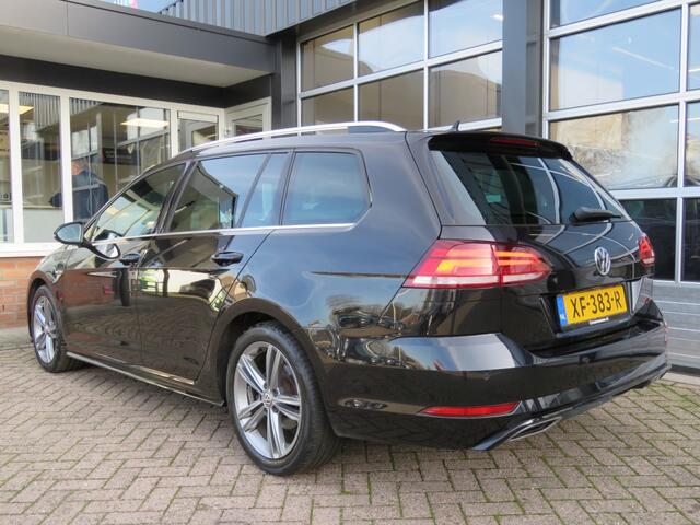 Volkswagen GOLF 1.5 TSI 150pk Highline Business R-Line / Led / Navi / BOVAG gara