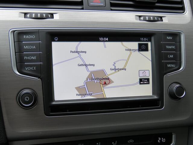 Volkswagen GOLF 1.0 TSI 115pk DSG-Aut. Connected Series / Camera / Navi / BOVAG