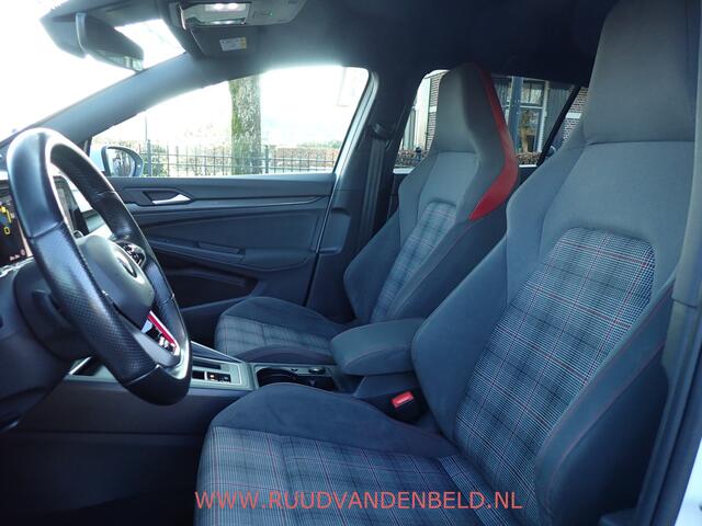 Volkswagen GOLF 2.0TSI GTI IQ-LIGHT / SFEERVERLICHTING / CARPLAY