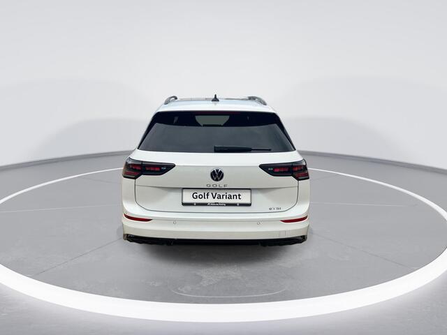 Volkswagen GOLF variant R-Line-Edition 1.5 eTSI 116 pk 7 versn. DSG · Assistance pakket plus · Koplampverlichting LED Matrix