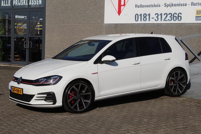 Volkswagen GOLF 2.0 TSI GTI Performance Automaat/Virtueel cockpit/Navigatie/Cruise control adaptief/Stoelverwarming/Achteruitrijcamera/LED koplampen/Park assist/Lichtmetalen velgen