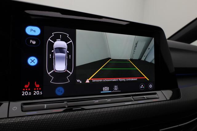 Volkswagen GOLF 1.5 eTSI 150 pk DSG R-Line Business | Panoramadak | IQ Light | Achteruitrijcamera | Stuur-/stoelverwarming