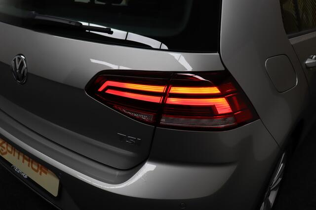 Volkswagen GOLF 1.0 TSI Comfortline Business | Apple Carplay & Android Auto | Navigatie | Camera | Parkeerhulp | Stoelverwarming | Adaptive-cruise