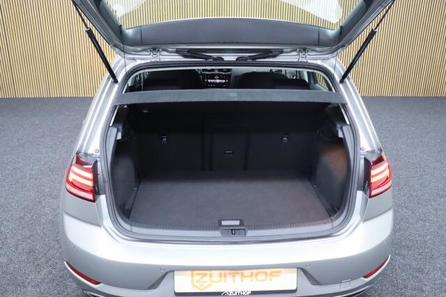 Volkswagen GOLF 1.0 TSI Comfortline Business | Apple Carplay & Android Auto | Navigatie | Camera | Parkeerhulp | Stoelverwarming | Adaptive-cruise