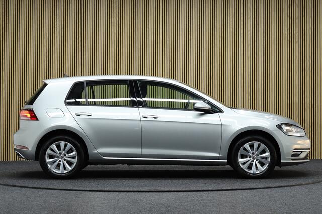 Volkswagen GOLF 1.0 TSI Comfortline Business | Apple Carplay & Android Auto | Navigatie | Camera | Parkeerhulp | Stoelverwarming | Adaptive-cruise