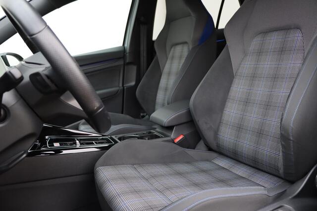Volkswagen GOLF GTE 1.4 TSI eHybrid Black Style 245pk DSG6