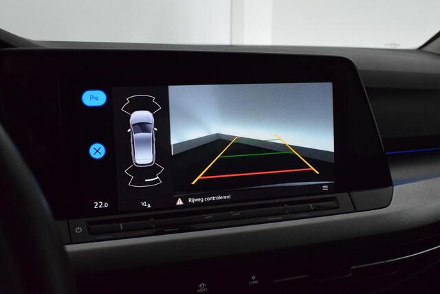 Volkswagen GOLF 1.0 eTSI 110pk DSG Life Camera Navigatie Virtual Cockpit