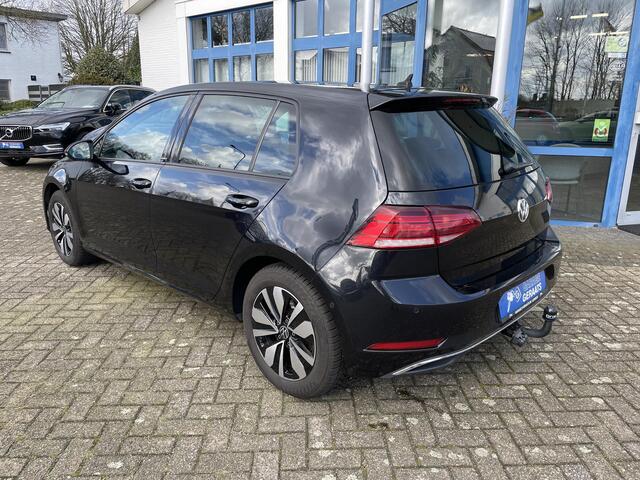 Volkswagen GOLF 1.5 TSI Highline | Virtual cockpit, Full map navigatie, Stoelverwarming, Adaptive cruise controle, Parkeersensorten V+A