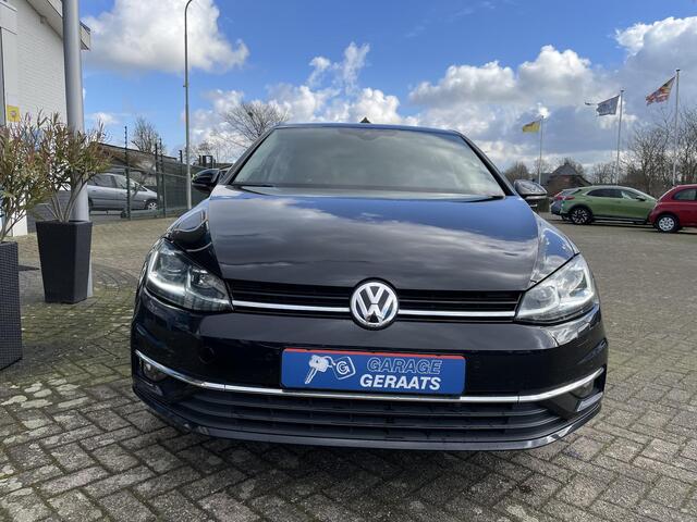 Volkswagen GOLF 1.5 TSI Highline | Virtual cockpit, Full map navigatie, Stoelverwarming, Adaptive cruise controle, Parkeersensorten V+A