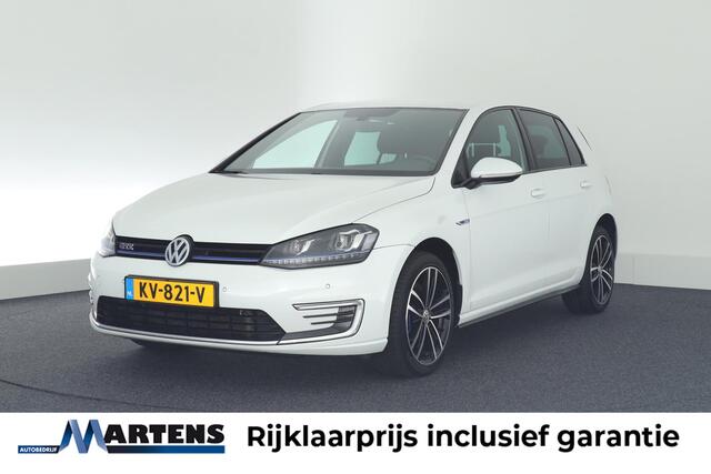 Volkswagen GOLF 1.4 TSI 204pk GTE Connected Series Trekhaak Camera Navigatie