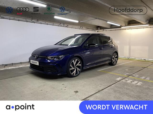 Volkswagen GOLF 1.5 eTSI R-Line 150PK Automaat (DSG) | Panorama dak | Black Style | IQ Matrix LED koplampen |
