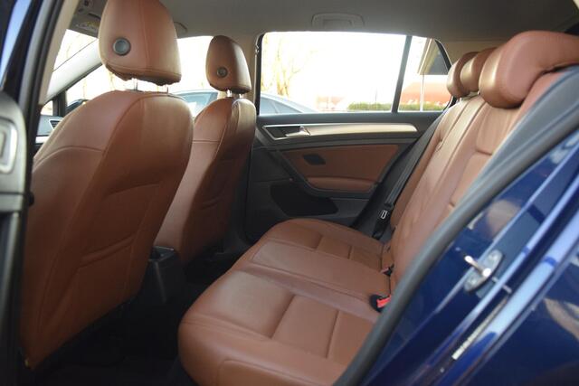 Volkswagen GOLF 1.0 TSI Comfortline 5drs met Leder/Nav/Pdc v+a