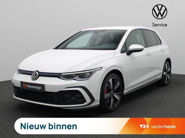 Volkswagen GOLF 1.4 eHybrid GTE 245PK DSG Achteruitrijcamera, stuur/stoelverwarming, navigatie, climatronic, 18'' lichtmetaal