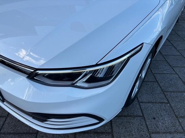 Volkswagen GOLF Variant 1.0 eTSI Life Business | Navi | Cruise | 51.695 km Dealeronderhouden
