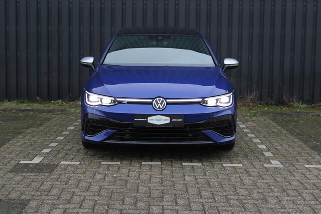 Volkswagen GOLF 8 2.0 TSI R 4M PERFORMANCE AKRA HARMAN HUD Volkswagen Golf 8 2.0 TSI R 4M PERFORMANCE AKRA HARMAN