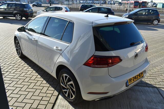 Volkswagen GOLF 1.6 TDI Highline