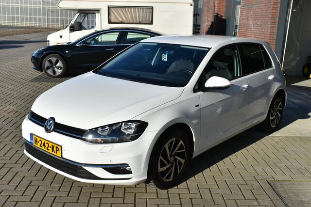 Volkswagen GOLF 1.6 TDI Highline