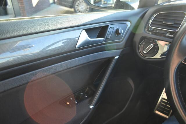 Volkswagen GOLF 1.6 TDI Highline