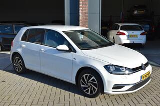 volkswagen-golf-1.6-tdi-highline
