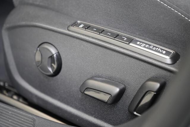 Volkswagen GOLF Variant 1.5 eTSI 150pk Style | Navigatie | Sportstoelen | Memory | Apple CarPlay