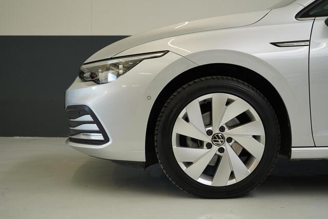 Volkswagen GOLF Variant 1.5 eTSI 150pk Style | Navigatie | Sportstoelen | Memory | Apple CarPlay
