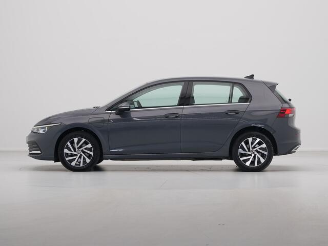 Volkswagen GOLF 1.4 eHybrid Style Navigatie Pdc Massage Acc