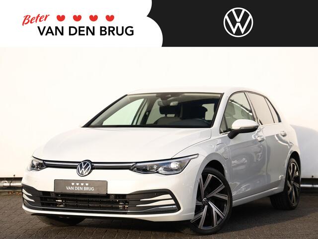 Volkswagen GOLF 1.4 eHybrid Style 204PK Automaat | Navigatie | Stoelverwarming | | Stuurverwarming | Keyless | Led | Spiegelpakket | Side assist