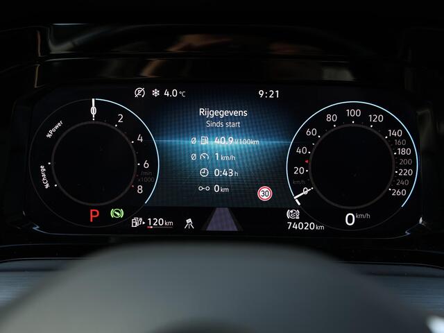 Volkswagen GOLF 1.4 eHybrid Style 204PK Automaat | Navigatie | Stoelverwarming | | Stuurverwarming | Keyless | Led | Spiegelpakket | Side assist