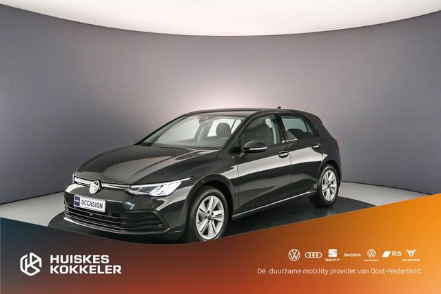 Volkswagen GOLF Life 1.5 TSI 130pk Adaptive cruise control, Navigatie, Parkeersensoren, Airco, DAB, Radio, App connect, LED koplampen, Keyless start