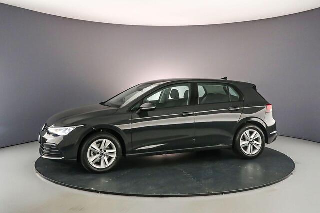 Volkswagen GOLF Life 1.5 TSI 130pk Adaptive cruise control, Navigatie, Parkeersensoren, Airco, DAB, Radio, App connect, LED koplampen, Keyless start