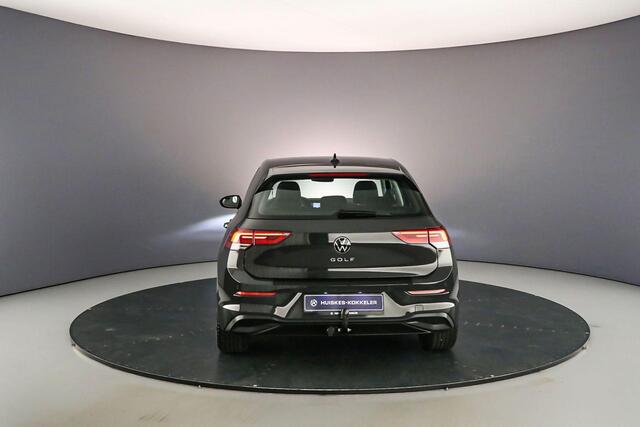 Volkswagen GOLF Life 1.5 TSI 130pk Adaptive cruise control, Navigatie, Parkeersensoren, Airco, DAB, Radio, App connect, LED koplampen, Keyless start