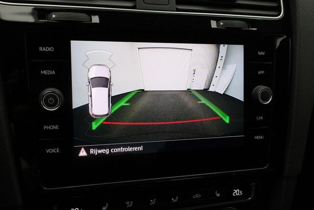Volkswagen GOLF 1.4 TSI 204 pk DSG PHEV GTE | Achteruitrijcamera | Navigatie | Stoelverwarming | Adaptive Cruise | Keyless Entry