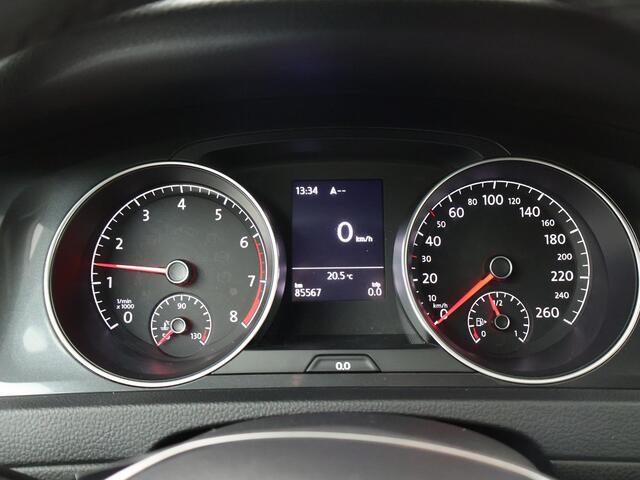 Volkswagen GOLF 1.0 TSI Comfortline Business | 110 PK | Adaptive Cruisecontrol | Stoelverwarming | Apple CarPlay/ Android auto