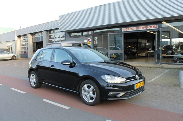 Volkswagen GOLF 1.0 TSi Trendline