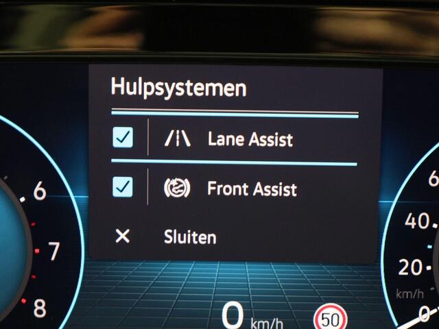 Volkswagen GOLF 1.5TSI/130PK Life · Navigatie · Parkeersensoren + camera · Stoel-&stuurverwarming · Garantie tot december 2027 of 100000km.