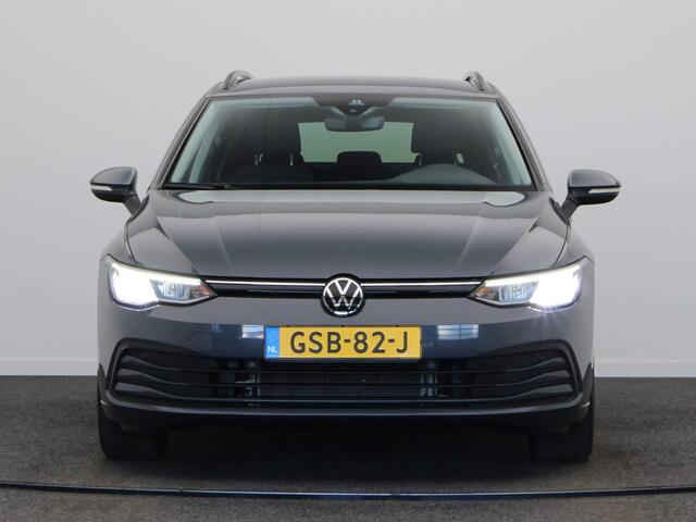 Volkswagen GOLF Variant 1.5 eTSI Life Business | Stuur en Stoelverwarming | Getint Glas | Trekhaak Wegklapbaar |