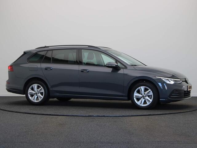 Volkswagen GOLF Variant 1.5 eTSI Life Business | Stuur en Stoelverwarming | Getint Glas | Trekhaak Wegklapbaar |