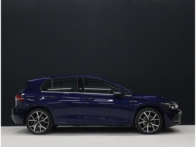 Volkswagen GOLF 1.5 eTSI Style [DIGITAL DASH, ADAPTIVE CRUISE, APPLE CARPLAY, PDC V+A, MEMORY SEATS, MASSAGE STOELEN, NAVIGATIE, NIEUWSTAAT]