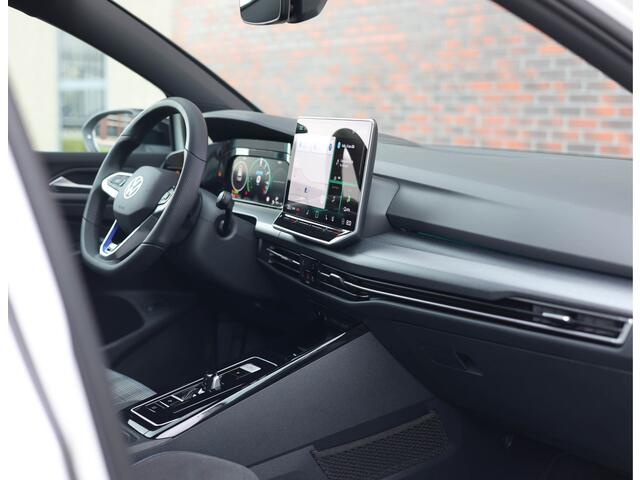 Volkswagen GOLF 1.5 eHybrid GTE *360camera*HUD*BlackStyle*Matrix*