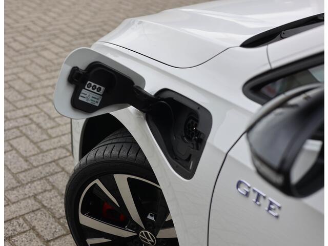 Volkswagen GOLF 1.5 eHybrid GTE *360camera*HUD*BlackStyle*Matrix*