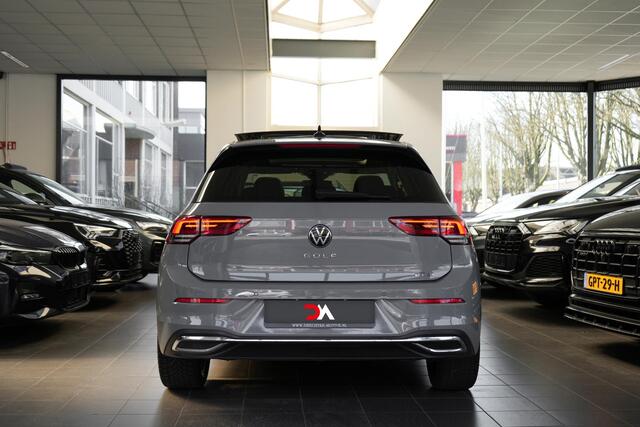 Volkswagen GOLF 1.0 eTSI Life | PANO | SFEER | SENSOREN
