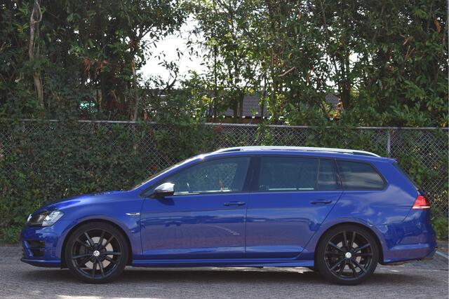 Volkswagen GOLF Variant 2.0 TSI R 4Motion 301 PK | NL-Auto | Carplay | Camera | Keyless | Leder | DAB | Afn.haak | Xenon