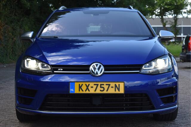 Volkswagen GOLF Variant 2.0 TSI R 4Motion 301 PK | NL-Auto | Carplay | Camera | Keyless | Leder | DAB | Afn.haak | Xenon