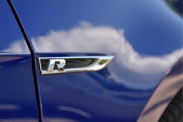 Volkswagen GOLF Variant 2.0 TSI R 4Motion 301 PK | NL-Auto | Carplay | Camera | Keyless | Leder | DAB | Afn.haak | Xenon