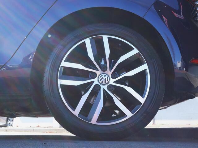 Volkswagen GOLF 1.0 TSI Comfortline Business | BTW | Clima | Cruise | Velours | PDC V+A | Carplay | ErgoActive | Stoelverwarming |
