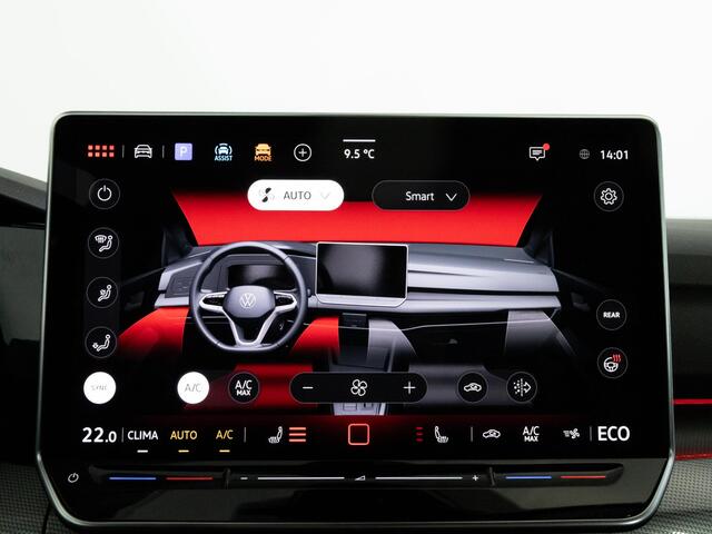 Volkswagen GOLF Style Edition 1.5 eHybrid 204 PK | Trekhaak | Achteruitrijcamera | Stuur & Stoelverwarming | Led Matrix |