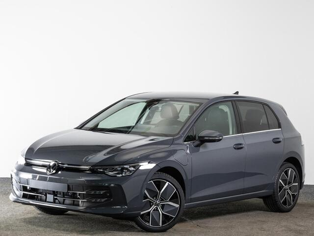 Volkswagen GOLF Style Edition 1.5 eHybrid 204 PK | Trekhaak | Achteruitrijcamera | Stuur & Stoelverwarming | Led Matrix |