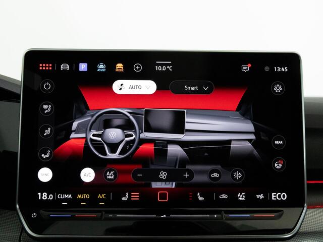 Volkswagen GOLF Style Edition 1.5 eHybrid 204 PK | Trekhaak | Achteruitrijcamera | Stuur & Stoelverwarming | Led Matrix |
