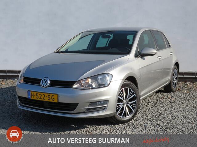 Volkswagen GOLF 1.2 TSI Highline, Trekhaak, Parkeersensoren, Navigatie