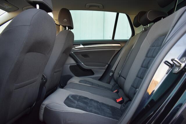 Volkswagen GOLF 1.2 TSi Highline ECC | Full Map Navi | Alcantara | Telefonie | Sportstoelen